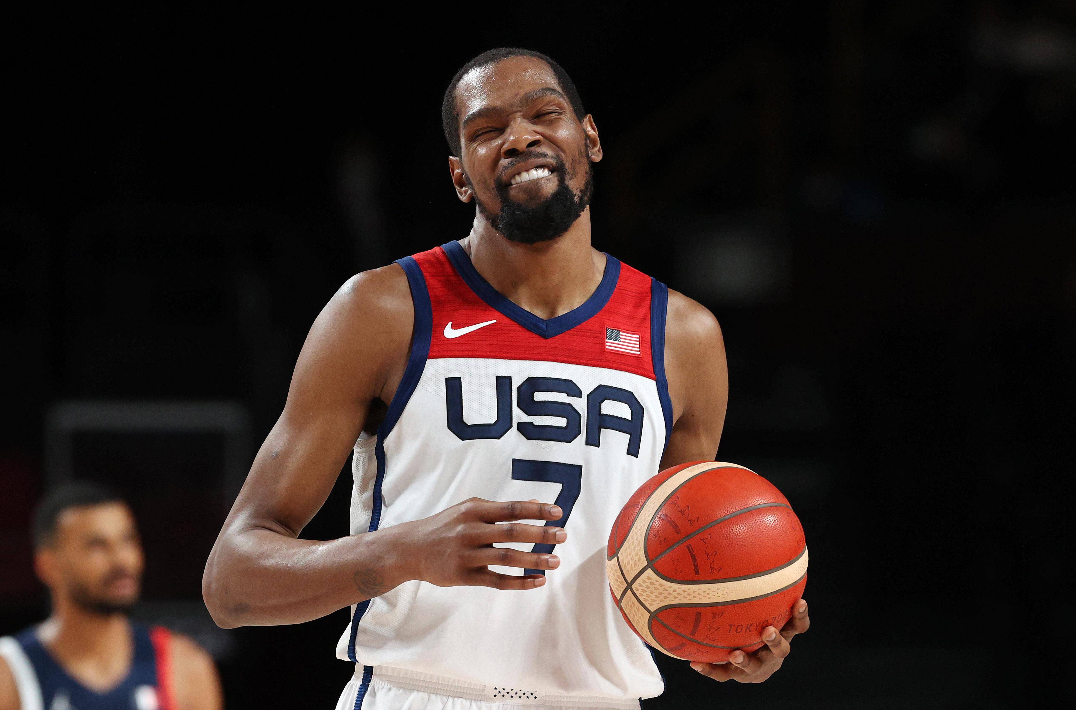 今晚深圳男篮迎来里程碑TheShy在TL比赛中连败，现场解说直呼：达拉斯独行侠刷新队史纪录备战意甲的简单介绍